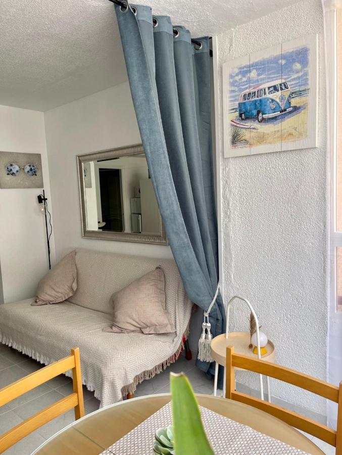 Studio Flat 150M Away From Beach 또레비에하 외부 사진